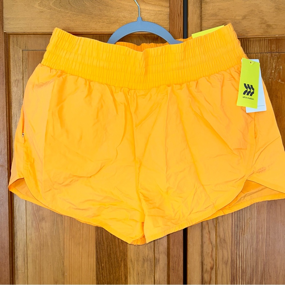 High Rise Running Shorts - Picture 4 of 5